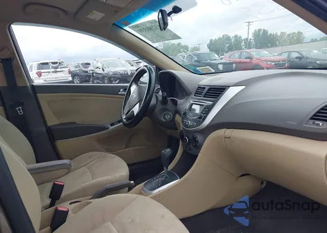 2013 Hyundai Accent Gls z USA, uszkodzony, nr VIN KMHCT4AE1DU453768